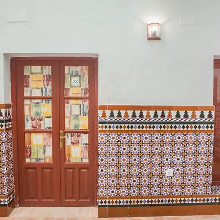 Vivian's Auto Check-in Pensionat 2*