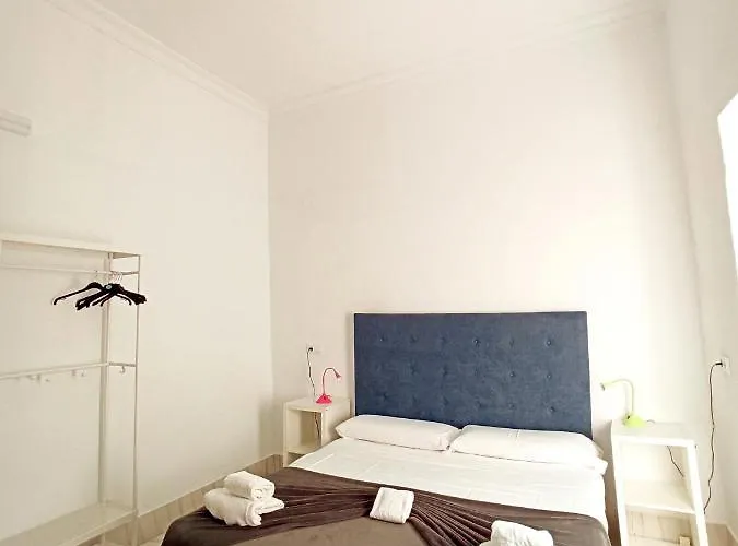 Vivian's Auto Check-in