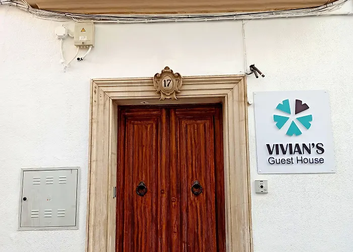 Vivian's Auto Check-in Pensionat 2*