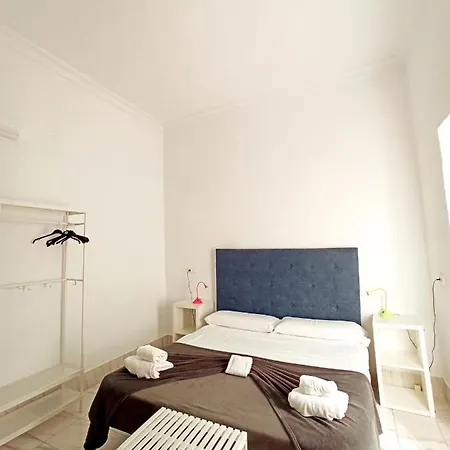 Vivian's Auto Check-in