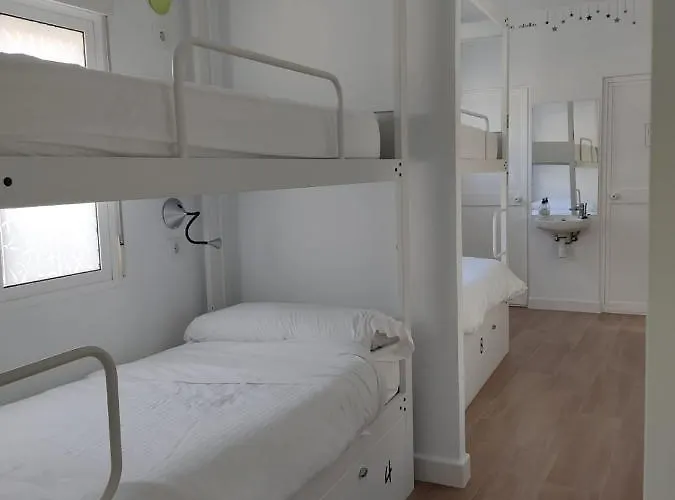 Guest house Vivian's Auto Check-in