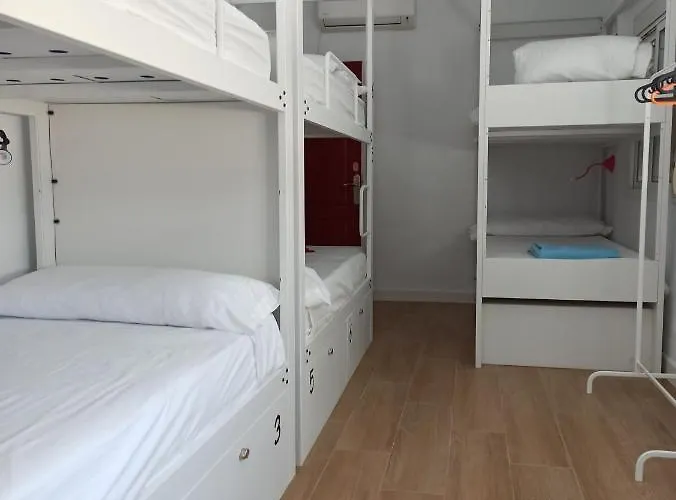 Vivian's Auto Check-in Guest house Jerez de la Frontera