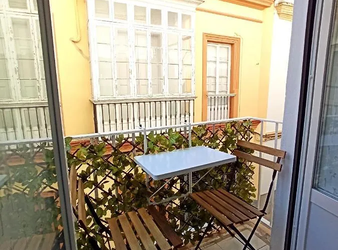 Vivian's Auto Check-in Guest house 2*