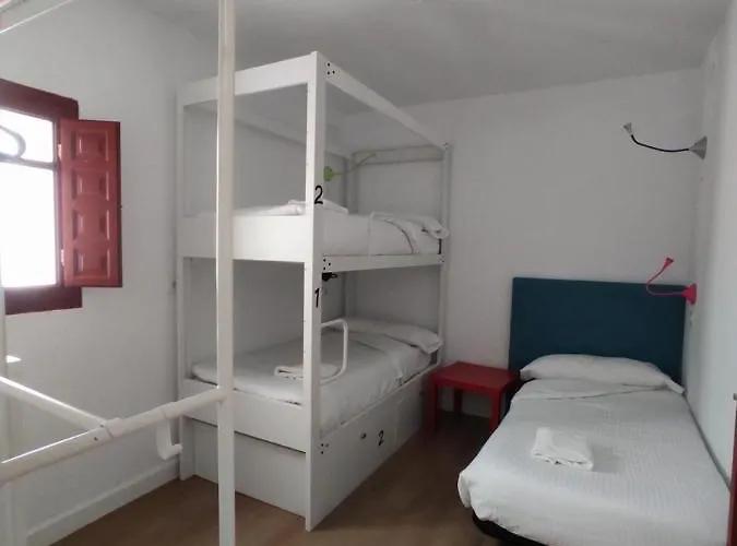 Vivian's Auto Check-in Guest house Jerez de la Frontera