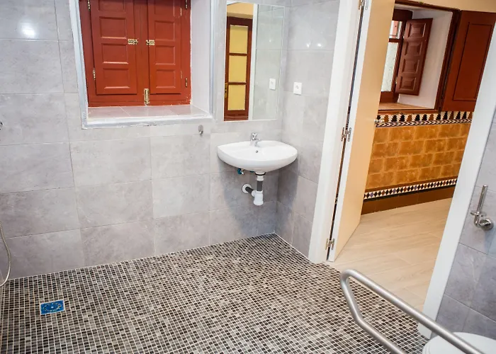 Vivian's Auto Check-in Guest house