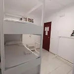 Vivian's Auto Check-in Πανσιόν Χέρεζ