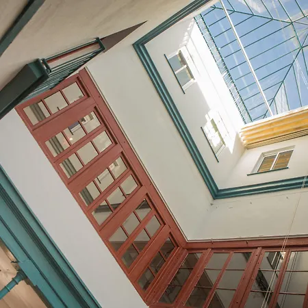 Vivian's Auto Check-in ゲストハウス