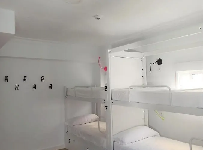 Vivian's Auto Check-in