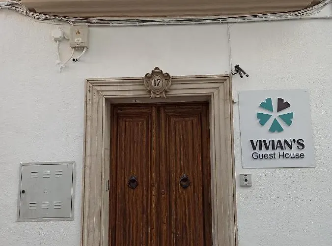 Vivian's Auto Check-in ヘレス