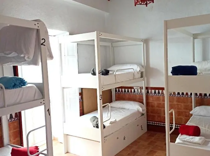 Vivian's Auto Check-in ゲストハウス ヘレス