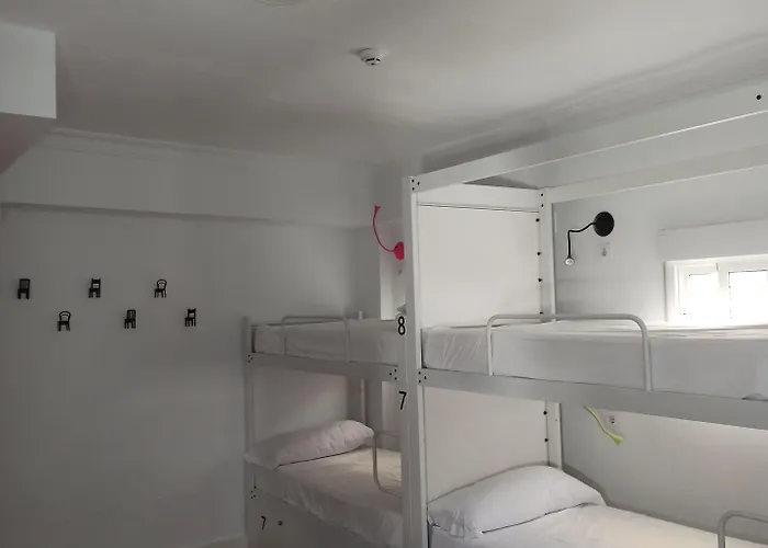 Vivian's Auto Check-in